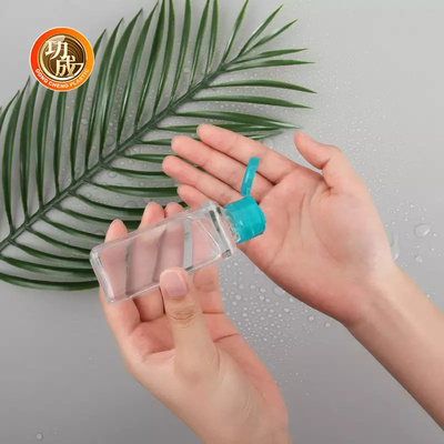 OEMのシリコーンのホールダーが付いている小型プラスチックSanitizerのびんPCR PLA旅行サイズ手のSanitizerのびん