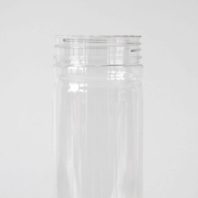 ふたが付いている透明なペット キャンデーのクッキー用の瓶450ml 500mlプラスチック キャンデーの瓶
