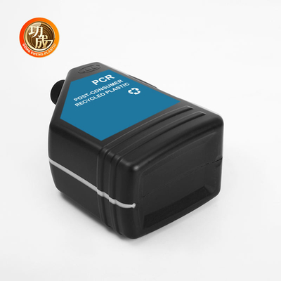 カスタムラベル PCR プラスチック エンジンオイルボトル 1500ml 滑らかな口