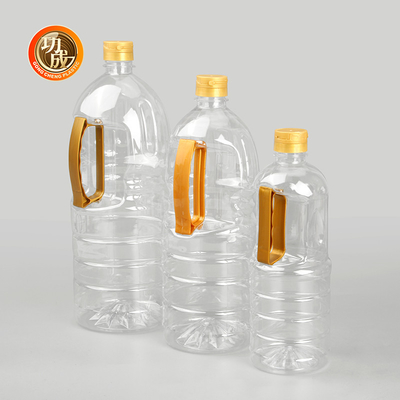 蓋のスクリュー プラスチック エコキッチンオイル ボトル 食品品種調味料 1000ml-1800ml カスタマイズされたパッケージ